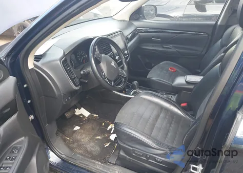 2020 Mitsubishi Outlander Le 2.4/Se 2.4/Sel 2.4/Sp 2.4 z USA, uszkodzony, nr VIN JA4AD3A33LZ043681